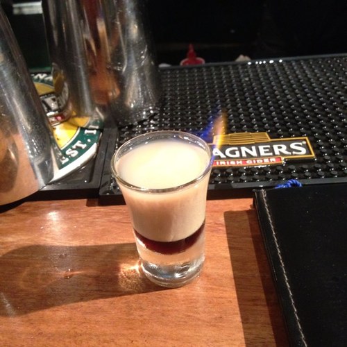 Bombaytan's profile picture. 