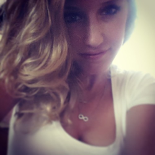 -- love my family and friends ♡. - Schutterij wilhelmina - - Instagram : xxamberderksen-