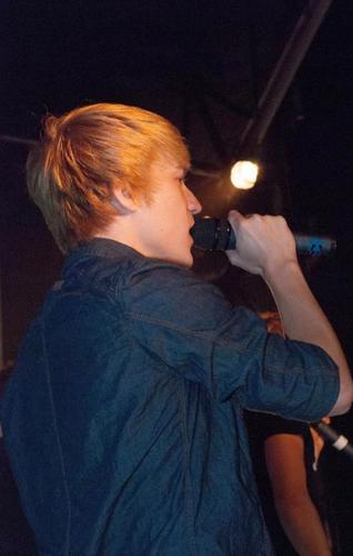 RubiaDeCarlos's profile picture. ★ Carlos Marco lo es todo es mi mundo                     ★Rubia pero no tonta★