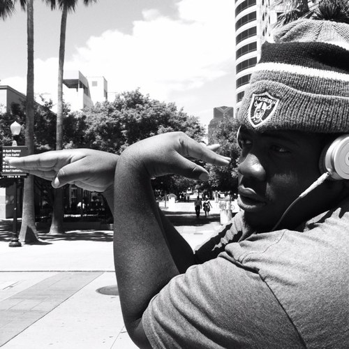 Cloud9 is my dance name..sponsored by elephant clothing..team..demolition crew!!..we fam..and talented..boss'!!Sw@gg!!