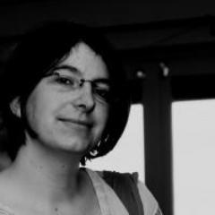 Féministe, misandre, bie, mage noire, végétarienne