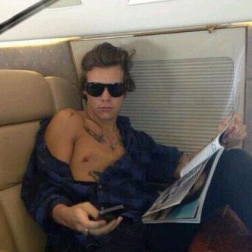 Lazyassfake's profile picture. Bye