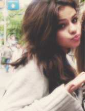 I gave u a free follow so pls follow my main @confettibutera I'll follow back there too xx