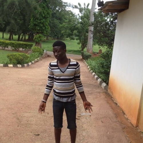 ...Am ShoRt of words...more of Rap...RapTeeN babe!!! Its yo boy yungjay..