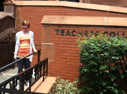 Teacher I Award winning journalist I Cooking blogger I http://t.co/cGTigZye9Q