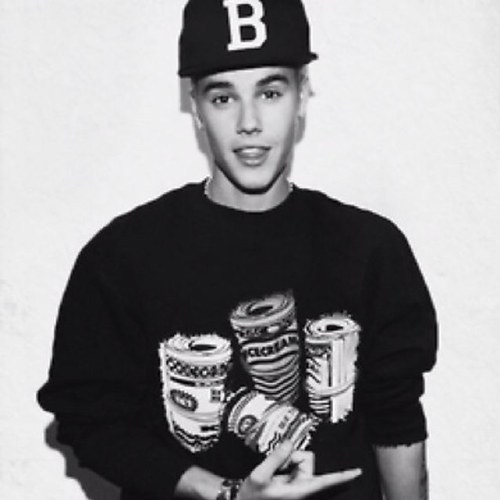 free follow please follow my main account @bieb_avon thank you x