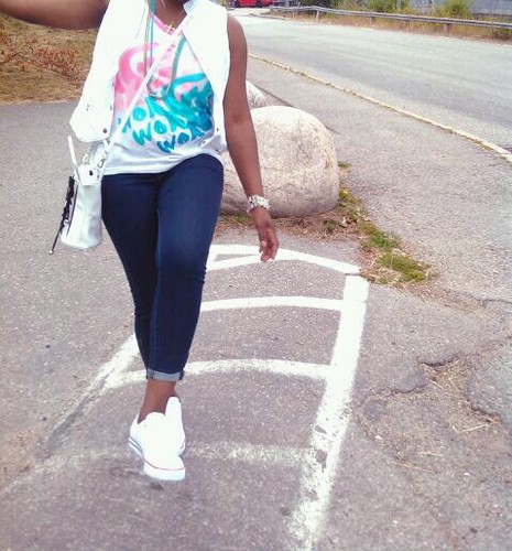@Team243 L´homme d ma vie @Mylovedrogba @TeamZ #Teamfollowback follow me @TeamCrazy so follow me baby u dont need to follow if u know u will unfollow me later
