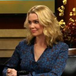 A Fan base dedicated to the wonderful, Amazing & Beautiful @Laurie_Holden . #welovelaurie :) https://t.co/LHAbFYceT2 …