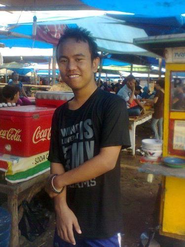 ♠ Muhammad Ilham
♣ 1995 May 13th
♥ Makassar City
♦ Keep Calm And Always Love Natic wkwkwk!