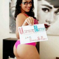 Ultimate Hotties(@UltimateHotties) 's Twitter Profileg