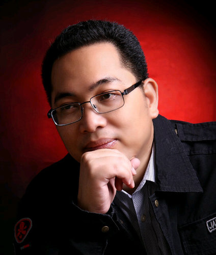 CEO https://t.co/pXM9WTGb6W |  Berkarya dan Berbagi Inspirasi
