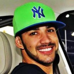 Dedicado a pessoa mais Linda desse MUNDO. Meu eterno Ningo @Gusttavo_lima Since 24-07-2012.Seguida por @FrontJr, @LucideLima, @EdimundoAraujo e @raphaelbrabus ♥