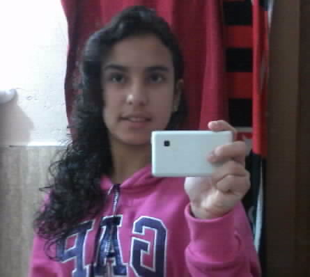 Ninguem sofre por um amor verdadeiro, pke o amor verdadeiro nunca machuca alguem e sim cuida