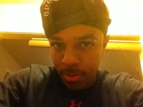 | Dance-A-Holic | d-_-b | #TeamIPhone 
IG: gary2real  KIK: gary2real 
YOLO !!!