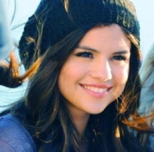 AlfieMaisiea's profile picture. 