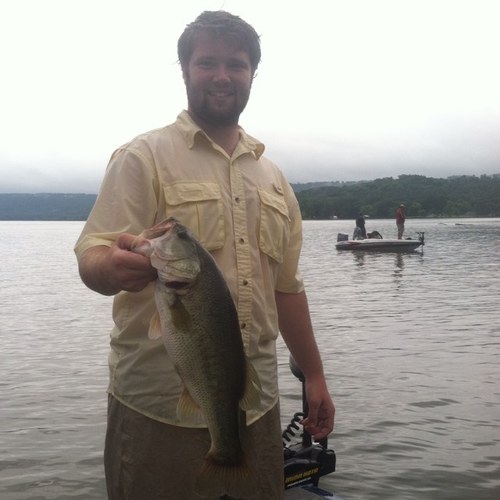 Id rather be fishin. Find me at lake guntersville.