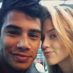 Meu amor por vcs é infinito: nunca acabara haja oque ouver nunca vou parar de amar vcs msm separadoss: ❤❤❤