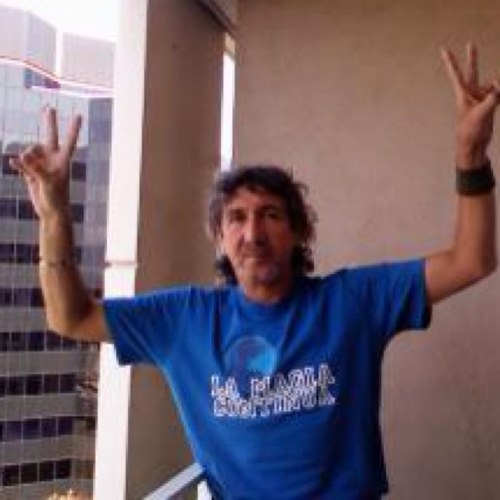 Ex Jugador de Antel, Independiente, CD FAS,Cadiz FC, Real Valladolid.