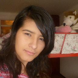soy una persona divertida muy celosa me gusta mucho la musica me gusta tambn cantar me gusta conocer gente salir a bailar pasar ratos con mis amigos