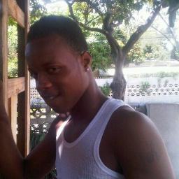 biting my lips for u grl
