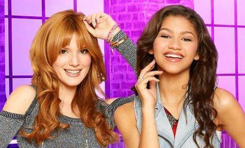 This account is for @BellcThorne and @ZendayaCoIeman_ to answer your questions! hit follow and start asking!
