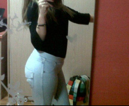 Mi vida es mia! la vivo como yo quiera! preocupate de la tuya!!mis bebecitas siempre❤ odalys love u❤ mi letiiii bebecita❤