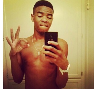 LilRonny_23's profile picture. Ball Is Life ~ , MENTION Me For A follow back. That's All Too It ..