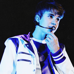 selena and justin are my sunshine , the reason why i smile so thanks to them for that ♥