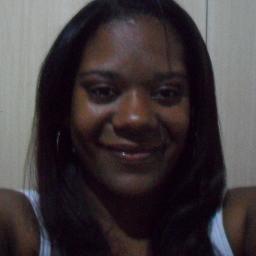 Vencedora, pois tenho Deus em minha vida, uma família abençoada, uma mãe maravilhosa, dois filhos lindos e muito abençoados.......