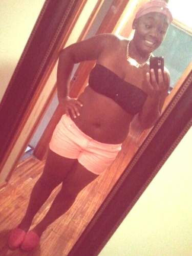 • IG:Obeymy_body_ | Music Addict | Kik:knock_kneeeed •