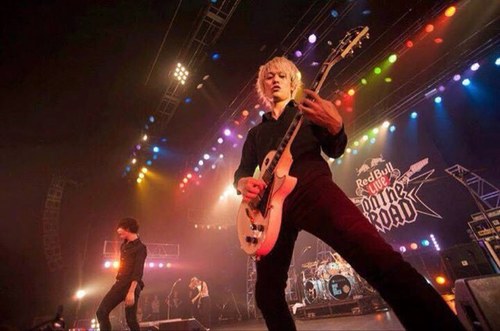 GawaYuji1124's profile picture. ONE OK ROCKとSCANDALが 大好きな高校生です。ヽ(* 'ー')ﾉ よろしくお願いします。(｀・∀・´)