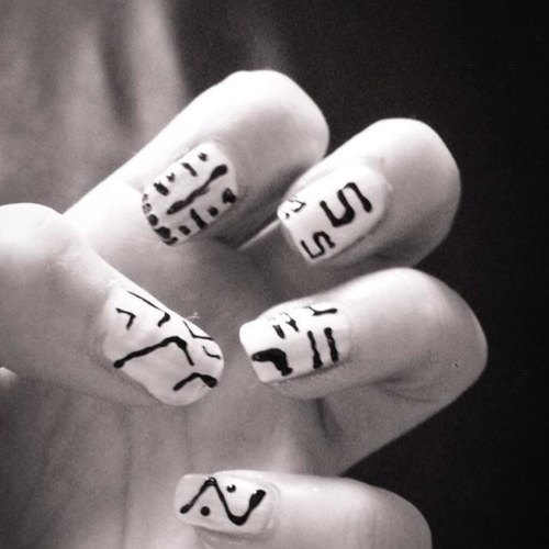 Nails x