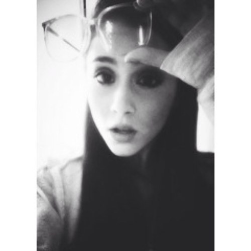 wishingari's profile picture. •My Idol Signed A Boob, And Skateboarded In Heels.•