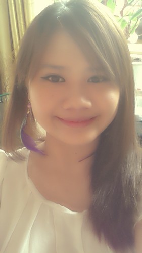 just a simple down to earth girl living on earth.^^,