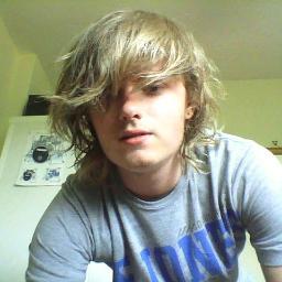 hey guys im 19 im a drummer i play in a reggae/ska band check our band page out https://t.co/ELkUwcwI05