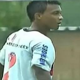 Eu não procuro saber as respostas, procuro compreender as perguntas .
Jogador na empresa Esporte Clube Bahia
https://t.co/H9zLfm7I
