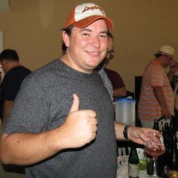 Craft beer enthusiast and obsessionist. Using Twitter as an outlet so friends in the real world don't think I have a drinking problem!
