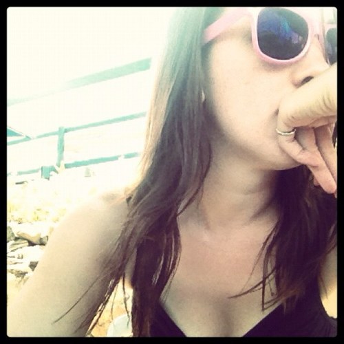 communication professional, analytic-brained, planner, information addict, coffee junkie