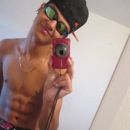 biioo : porque sem frioo na barriga a vida nao tem graça !