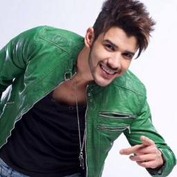 Gusttavete , ♡
Orgulho do Gusttavo Lima ♡
Moro em Goiania-GO ♡
Curtem minha page do Guuh no Face ~ https://t.co/DTgGjNziMc ♡