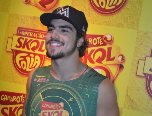 No meio de todas as coisas que esperamos alcancar, e um dia nos tornarmos, só nao me restam duvidas de que , eu quero é ser FELIZ