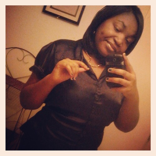 Short | Pretty | Cool | Loves To Have Fun | Loveable , But Follow Me & I'll Follow Back ♥
Kik ; Nakia_Monee IG ; Loveee__Storyy
