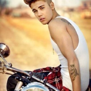 Hey everybody. Hope the Best for U. Bless U All. U Smile I Smile. SU2C  JUSTIN BIEBER FOLLOWS