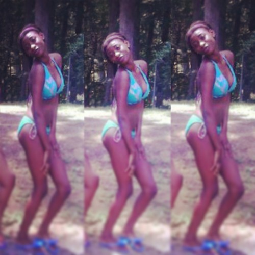 follow the
sweetest girl ever ♥  kik: KevunAkaKeekee Follow Me On Ig: Kevun_babiiy MyDay August 25 :D