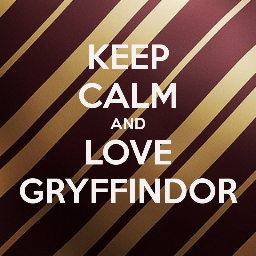 Pom-pom girl officielle de @Gryffondor_ - GRYFFONDOR FOR THE WIN (Et partez pas les autres maisons, j'vous aime aussi ♥)