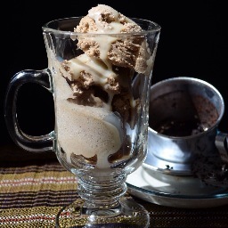 SmartIceCreamSF's profile picture. Smart Ice Cream is a San Francisco base frozen dessert and ice cream pop up ! Follow us to find out where we will show up next !!!