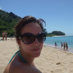 EndoftheEndo's profile picture. Kicking the ass of endometriosis one green smoothie at a time. #Endometriosis #Nutrition #Holistic