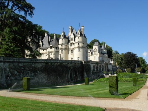 Bienvenue sur le compte officiel du château de la Belle au Bois Dormant. #Ussé #château #Loire #patrimoine #BelleAuBoisDormant