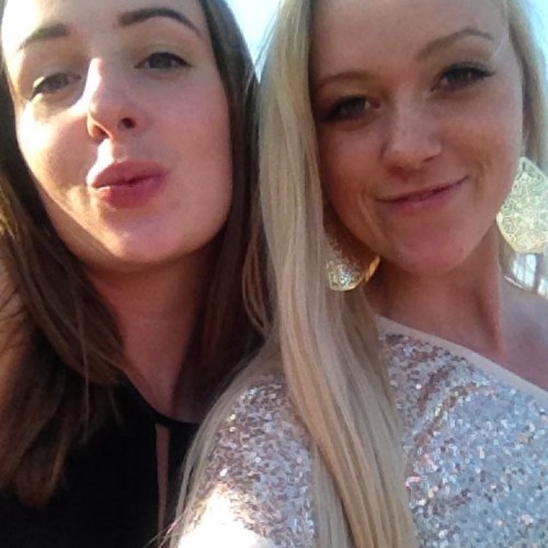 JBitsch's profile picture. Hi, I'm Julie Bitsch. This is my official twitter acount! Follow if you want xx