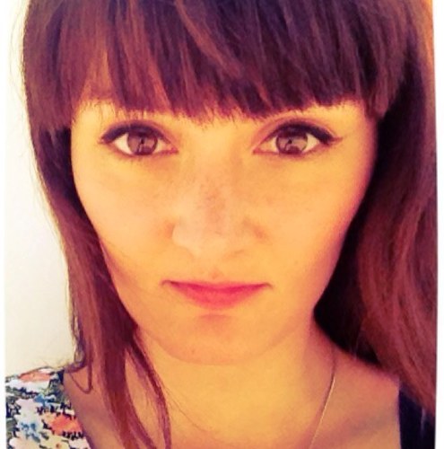 LoocyLooo's profile picture. Knitwear graduate from Winchester School of Art - Knitwear design assistant at Tango International London